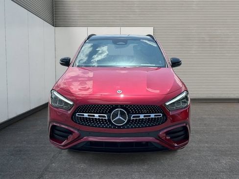 Used 2025 Mercedes-Benz GLA 250 4MATIC image 8