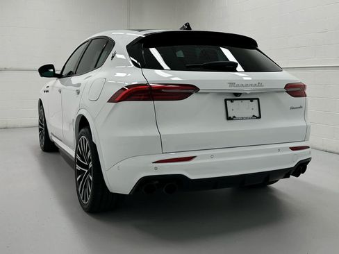 Used 2023 Maserati Grecale Modena AWD/4WD image 8
