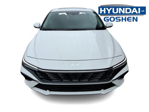 Used 2025 Hyundai Elantra SEL FWD image 2