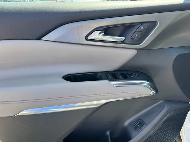 Certified 2026 Chevrolet Traverse LT w/ Driver Confidence Package FWD image 14