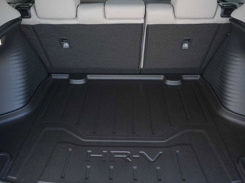 New 2026 Honda HR-V LX image 19