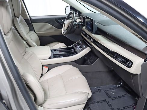 Used 2020 Lincoln Aviator Reserve w/ Equipment Group 202A AWD/4WD image 33