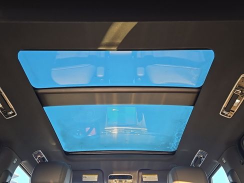 New 2026 Land Rover Range Rover Sport Dynamic SE image 24