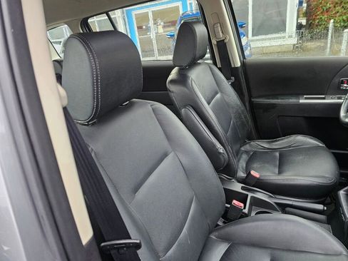 Used 2010 MAZDA MAZDA5 Grand Touring image 12