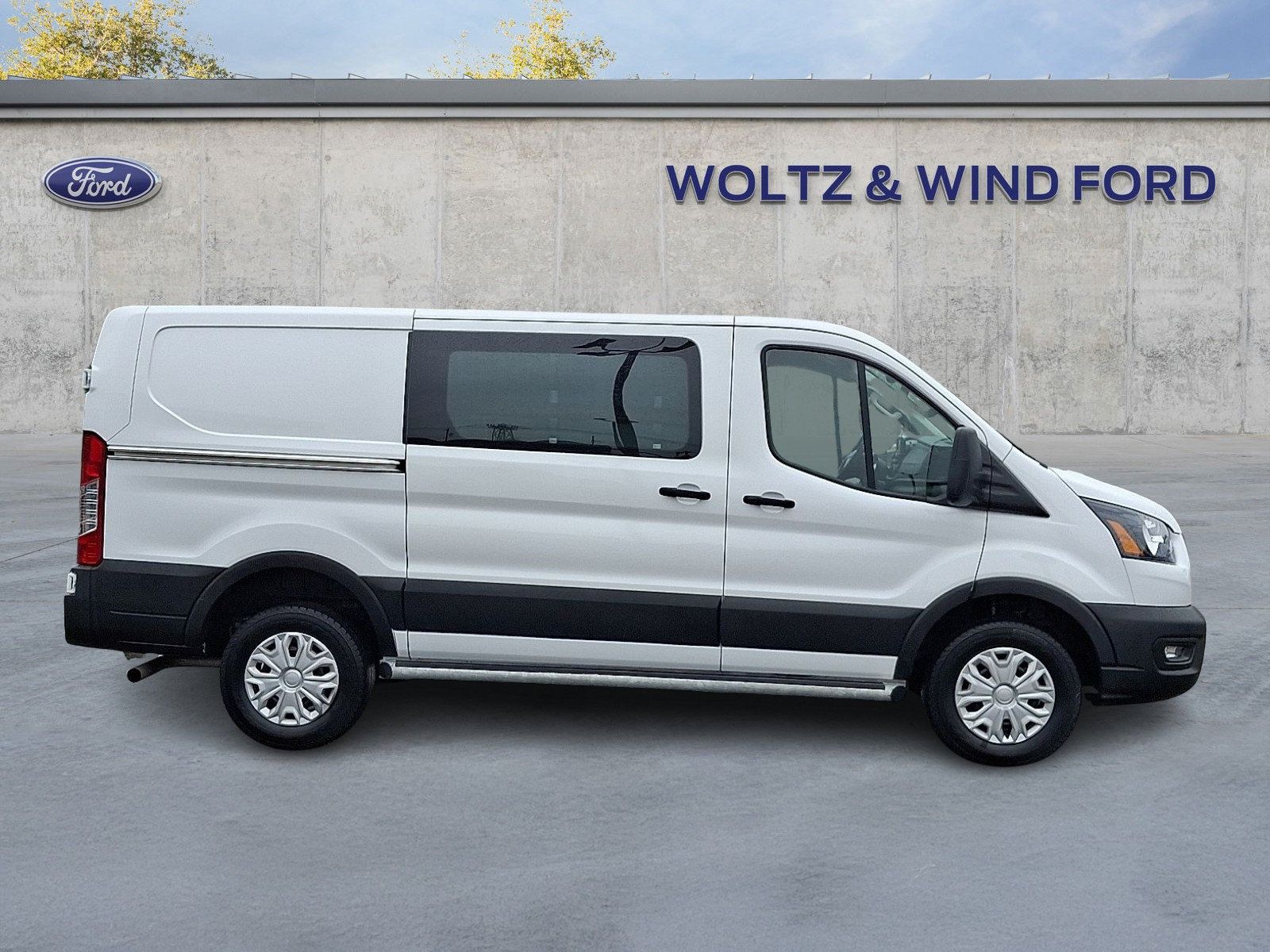 Certified 2025 Ford Transit 250 Low Roof w/ Exterior Upgrade Package RWD image 7