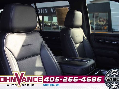 Used 2023 GMC Yukon Denali w/ Max Trailering Package AWD/4WD image 18