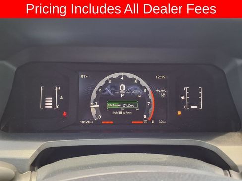 Used 2025 Toyota 4Runner SR5 RWD image 32