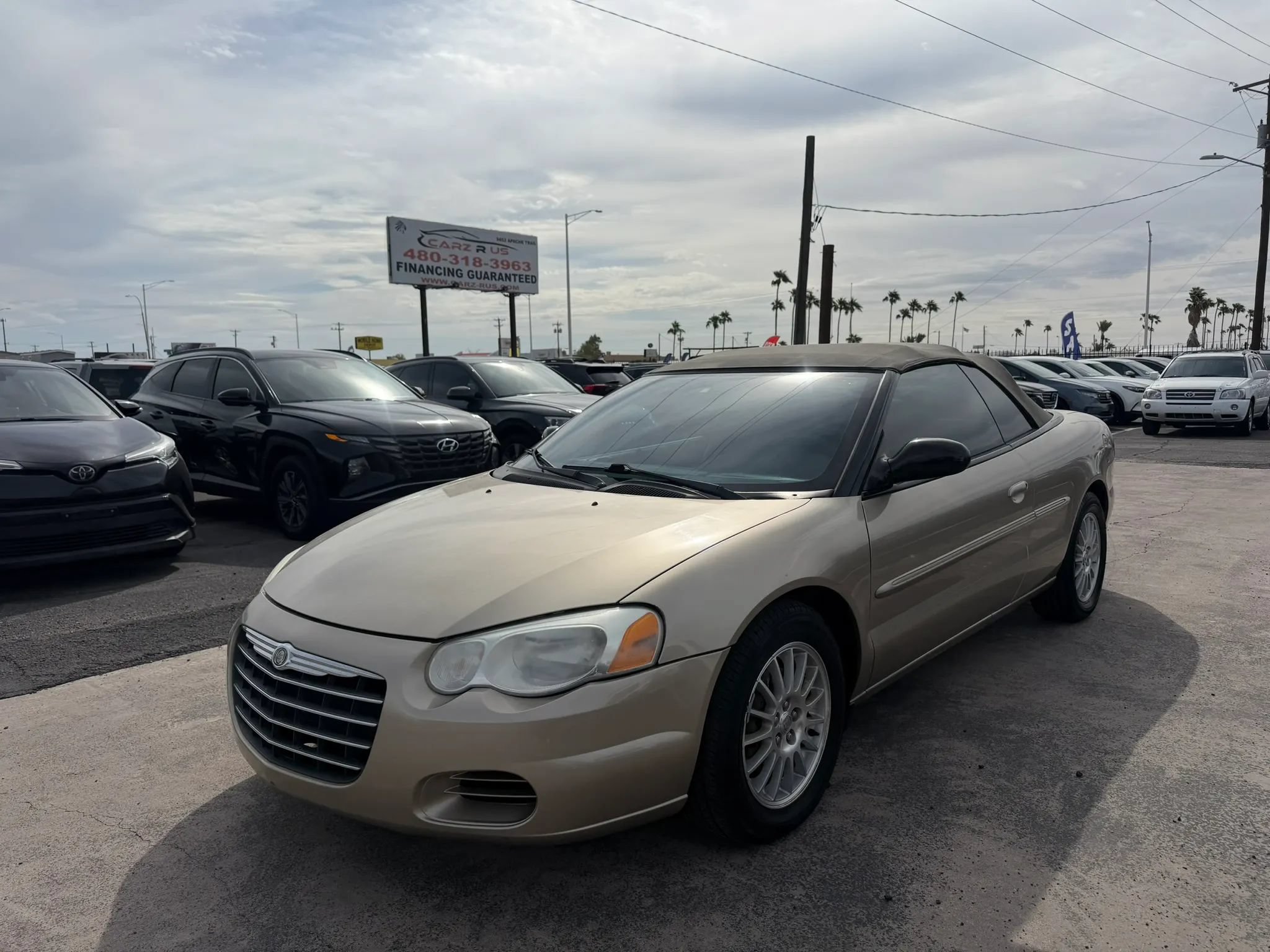 Used 2004 Chrysler Sebring LX w/ Security Group FWD image 3