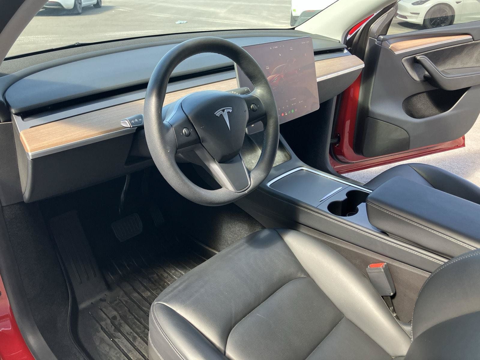 Used 2023 Tesla Model Y Long Range AWD/4WD image 11