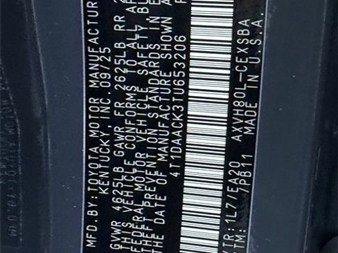 Used 2026 Toyota Camry SE image 10