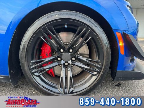 Used 2018 Chevrolet Camaro ZL1 image 37