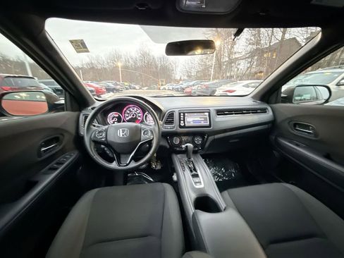 Used 2020 Honda HR-V Sport image 21