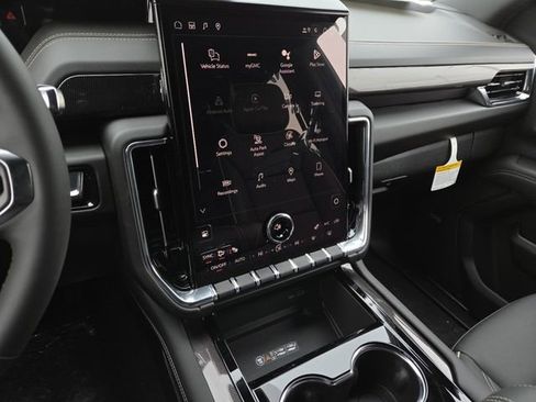 New 2026 GMC Yukon Elevation image 38