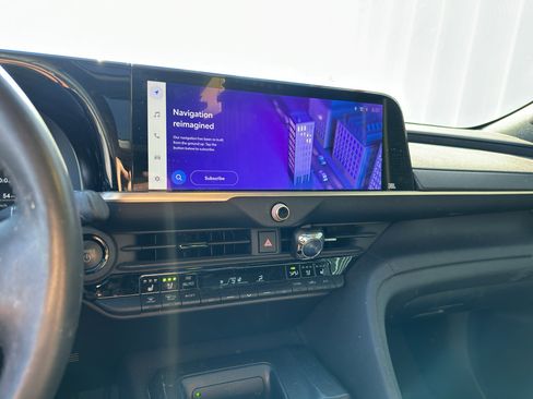 Certified 2023 Toyota Crown Platinum AWD/4WD image 12
