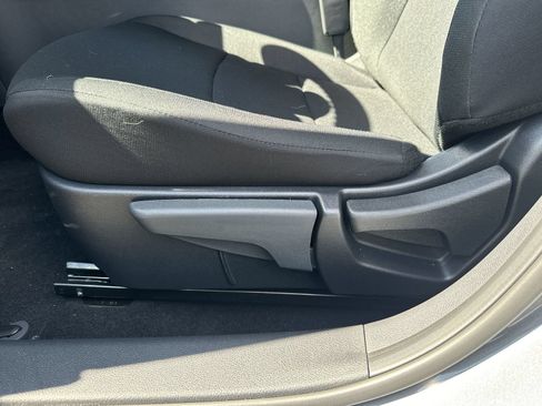 Used 2025 Nissan Sentra S w/ Trunk Package FWD image 21