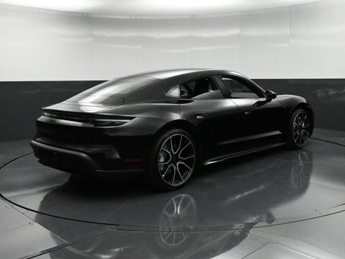 New 2026 Porsche Taycan Turbo image 8