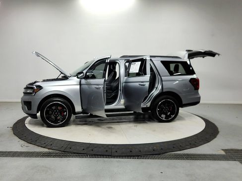 Used 2024 Ford Expedition Limited RWD image 13