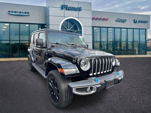 Used 2023 Jeep Wrangler Unlimited Sahara w/ Cold Weather Group image 1