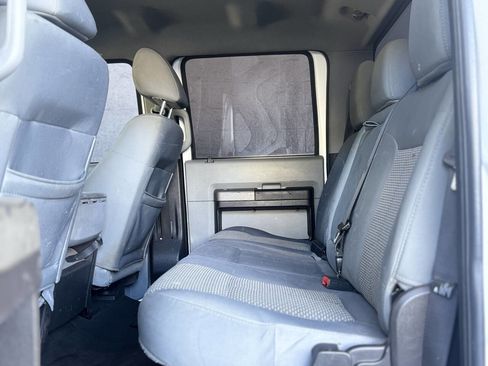 Used 2011 Ford F250 XLT w/ XLT Interior Pkg image 18