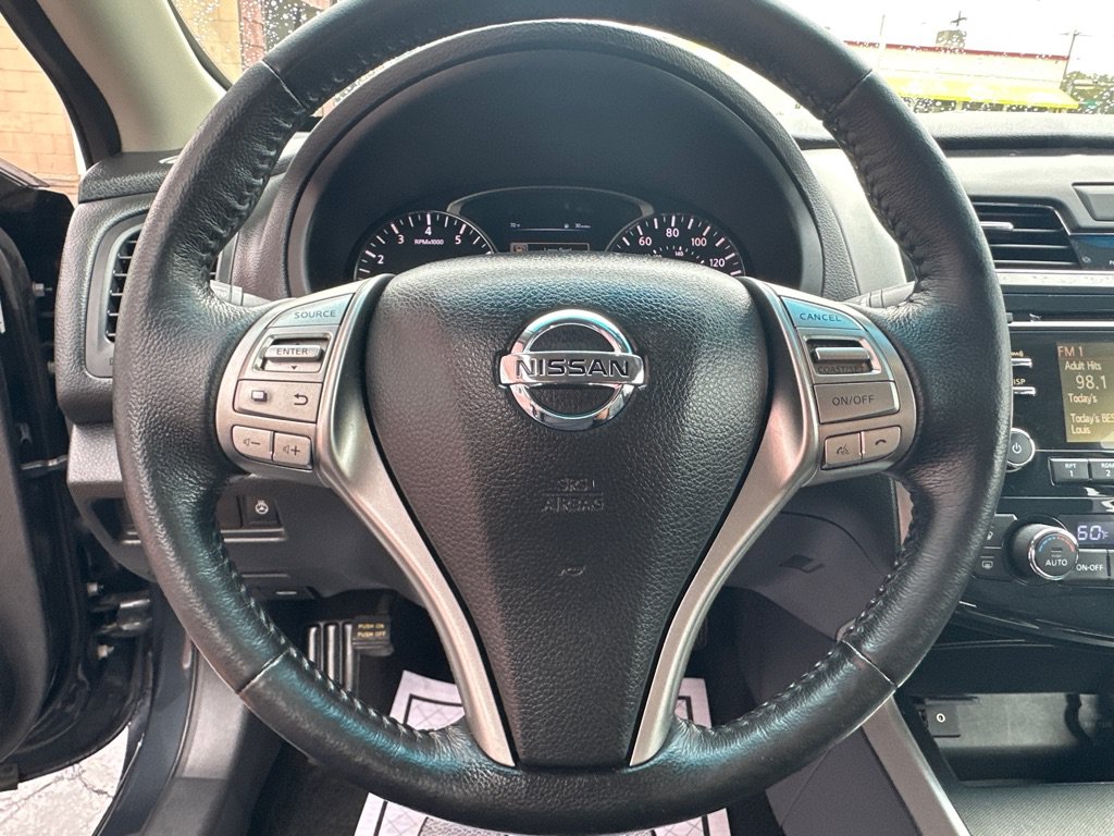 Used 2015 Nissan Altima 2.5 SL w/ Moonroof Package FWD image 24