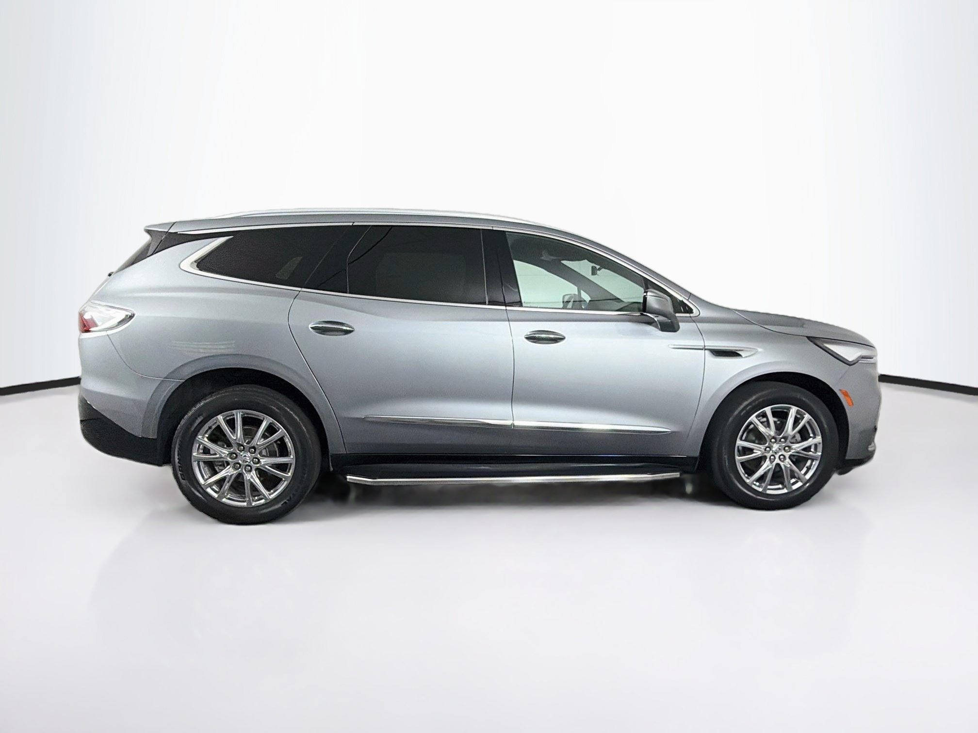 Used 2023 Buick Enclave Premium AWD/4WD image 10