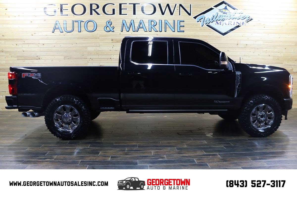 Used 2025 Ford F250 King Ranch w/ FX4 Off-Road Package AWD/4WD image 1