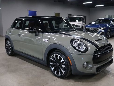 Used 2019 MINI Cooper S image 8