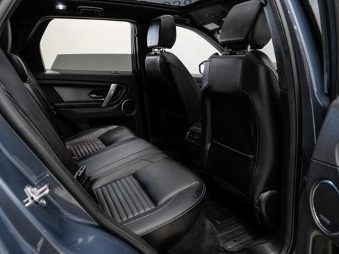 Used 2025 Land Rover Discovery Sport Dynamic SE AWD/4WD image 38