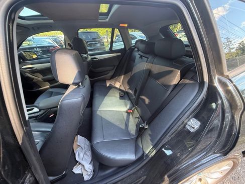 Used 2013 BMW X1 xDrive28i w/ Premium Pkg AWD/4WD image 12