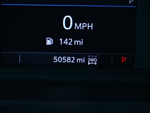 Used 2022 Chevrolet Silverado 2500 Custom w/ Custom Convenience Package image 22