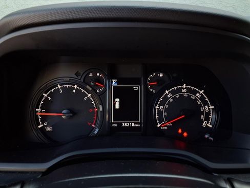 Certified 2022 Toyota 4Runner SR5 Premium image 14