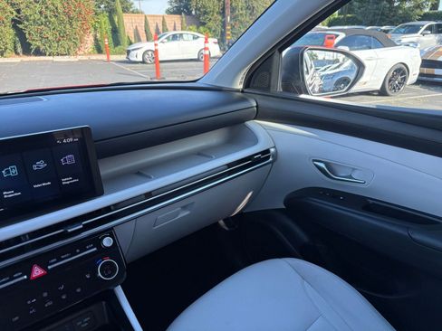 Used 2025 Hyundai Tucson SEL image 38