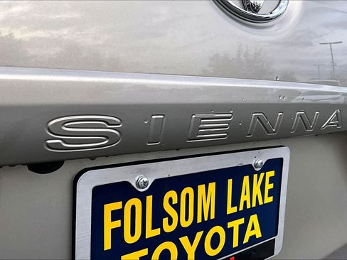 Certified 2017 Toyota Sienna XLE w/ XLE Navigation Package image 30