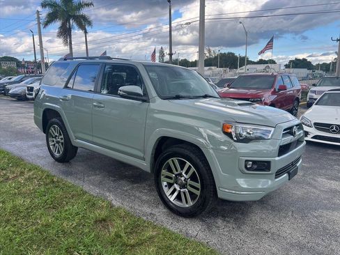 Used 2022 Toyota 4Runner TRD Sport w/ Technology Package AWD/4WD image 4