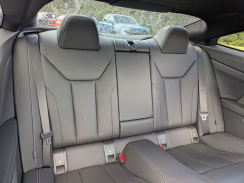 Used 2023 BMW 430i Coupe w/ M Sport Package RWD image 13