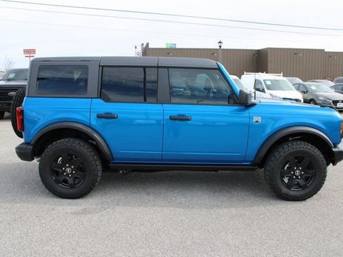 New 2025 Ford Bronco Big Bend w/ Black Diamond Package AWD/4WD image 3