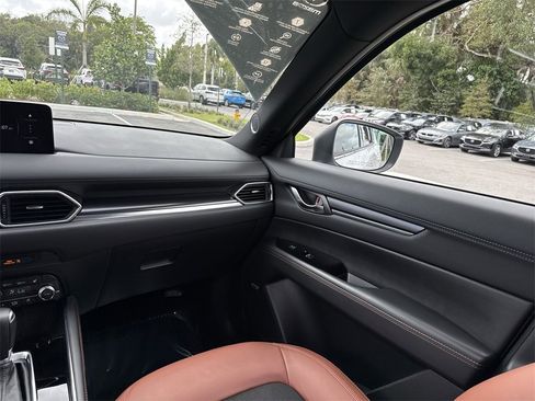 Certified 2025 MAZDA CX-5 Carbon Edition image 16