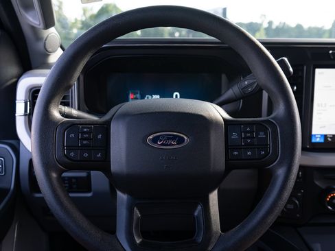 Used 2024 Ford F250 XLT w/ XLT Premium Package AWD/4WD image 28