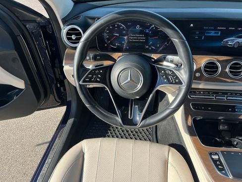 Used 2021 Mercedes-Benz E 350 4MATIC Sedan w/ Premium Package image 18