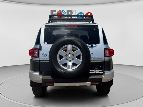 Used 2007 Toyota FJ Cruiser 2WD image 4