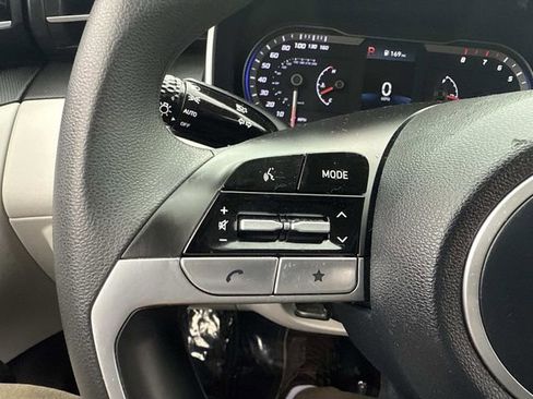 Certified 2023 Hyundai Tucson SE image 30