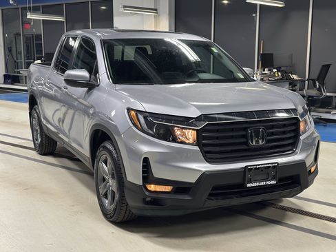 Used 2023 Honda Ridgeline RTL image 3