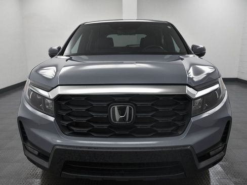 Used 2023 Honda Passport EX-L image 2