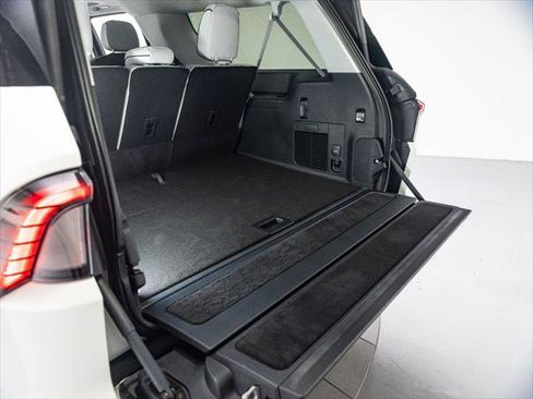 New 2026 Lincoln Navigator L Black Label AWD/4WD image 32