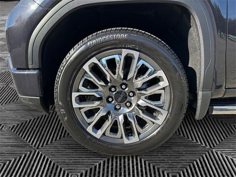 New 2025 GMC Sierra 1500 Denali Ultimate image 14