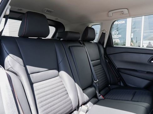 New 2026 Nissan Rogue SV AWD/4WD image 24