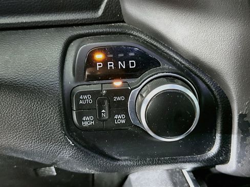 Used 2019 RAM 1500 Big Horn AWD/4WD image 24