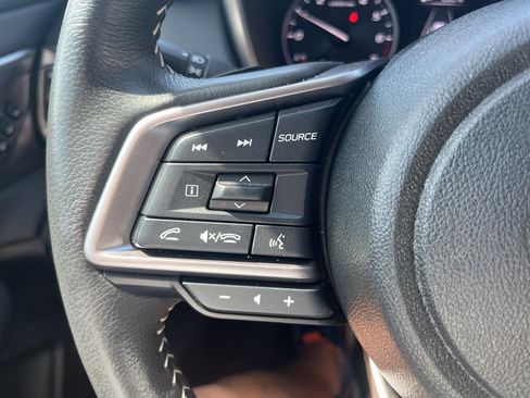 Used 2025 Subaru Outback Limited AWD/4WD image 18