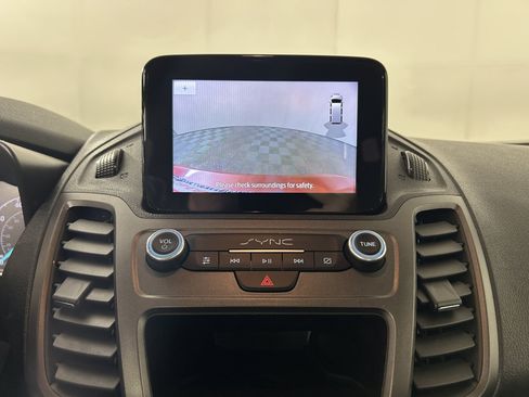 Used 2019 Ford Transit Connect XLT FWD image 19