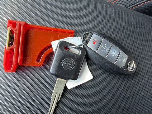 Used 2022 Nissan Frontier PRO-4X w/ Off-Road Protection Package image 29